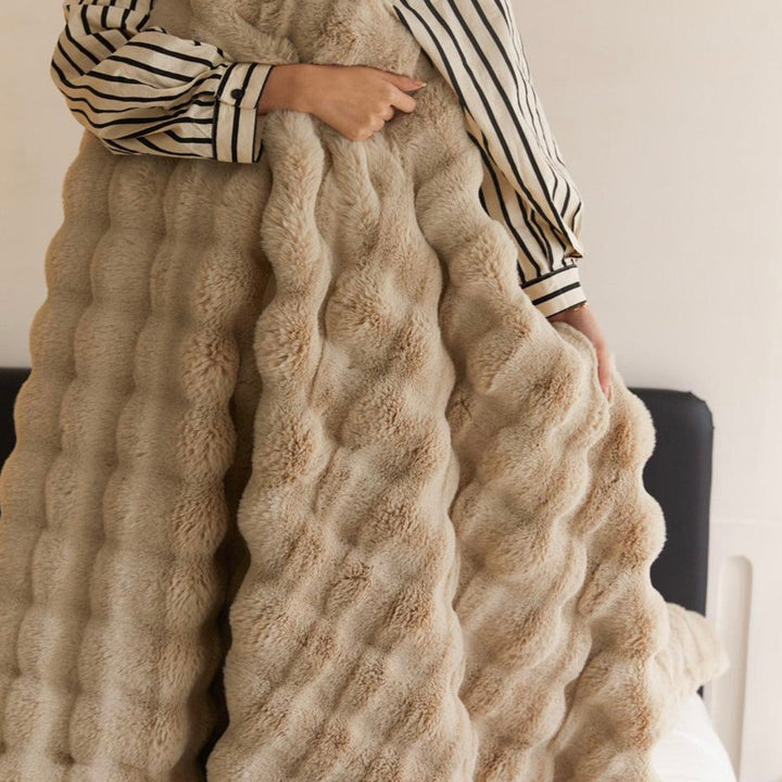 Luxe Fluffy Blanket - Emmey | Luxury Throw Blanket