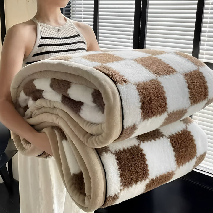 Maines | Luxe Throw Blanket