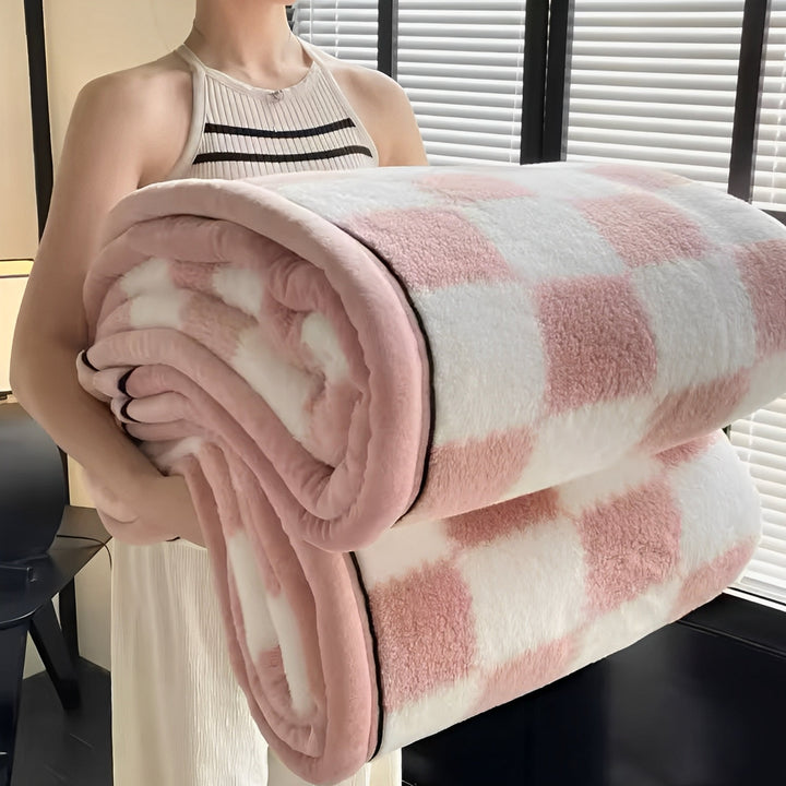 Maines | Luxe Throw Blanket